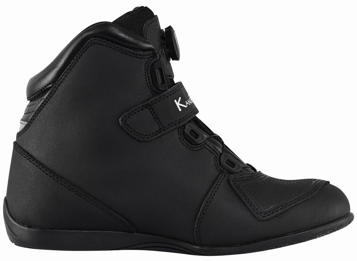 ZAPATILLAS DE MOTO IMPERMEABLES Y TRANSPIRABLES CON HOMOLOGACI&Oacute;N CE Y EPI