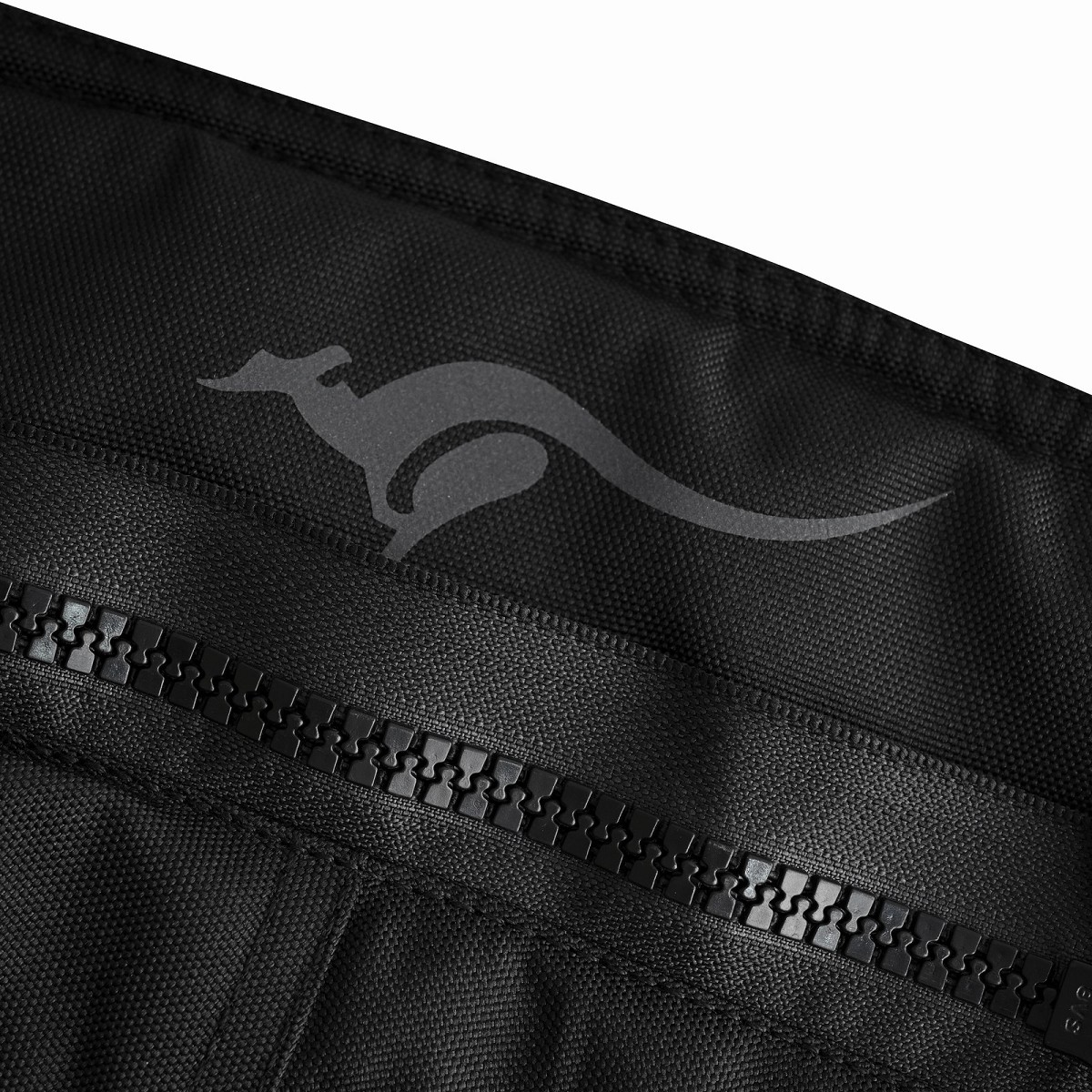 PANTALÓN DE MOTO DE VERANO UNISEX, PERFORADO, CON PROTECCIONES CE Y FORRO IMPERMEABLE DESMONTABLE. PRENDA CERTIFICADA CE CLASE AA PANTALÓN DE MOTO DE VERANO UNISEX, PERFORADO, CON PROTECCIONES CE Y FORRO IMPERMEABLE DESMONTABLE. PRENDA CERTIFICADA CE CLASE AA