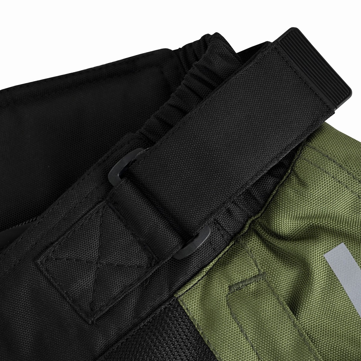 PANTALÓN DE MOTO DE VERANO UNISEX, PERFORADO, CON PROTECCIONES CE Y FORRO IMPERMEABLE DESMONTABLE. PRENDA CERTIFICADA CE CLASE AA PANTALÓN DE MOTO DE VERANO UNISEX, PERFORADO, CON PROTECCIONES CE Y FORRO IMPERMEABLE DESMONTABLE. PRENDA CERTIFICADA CE CLASE AA